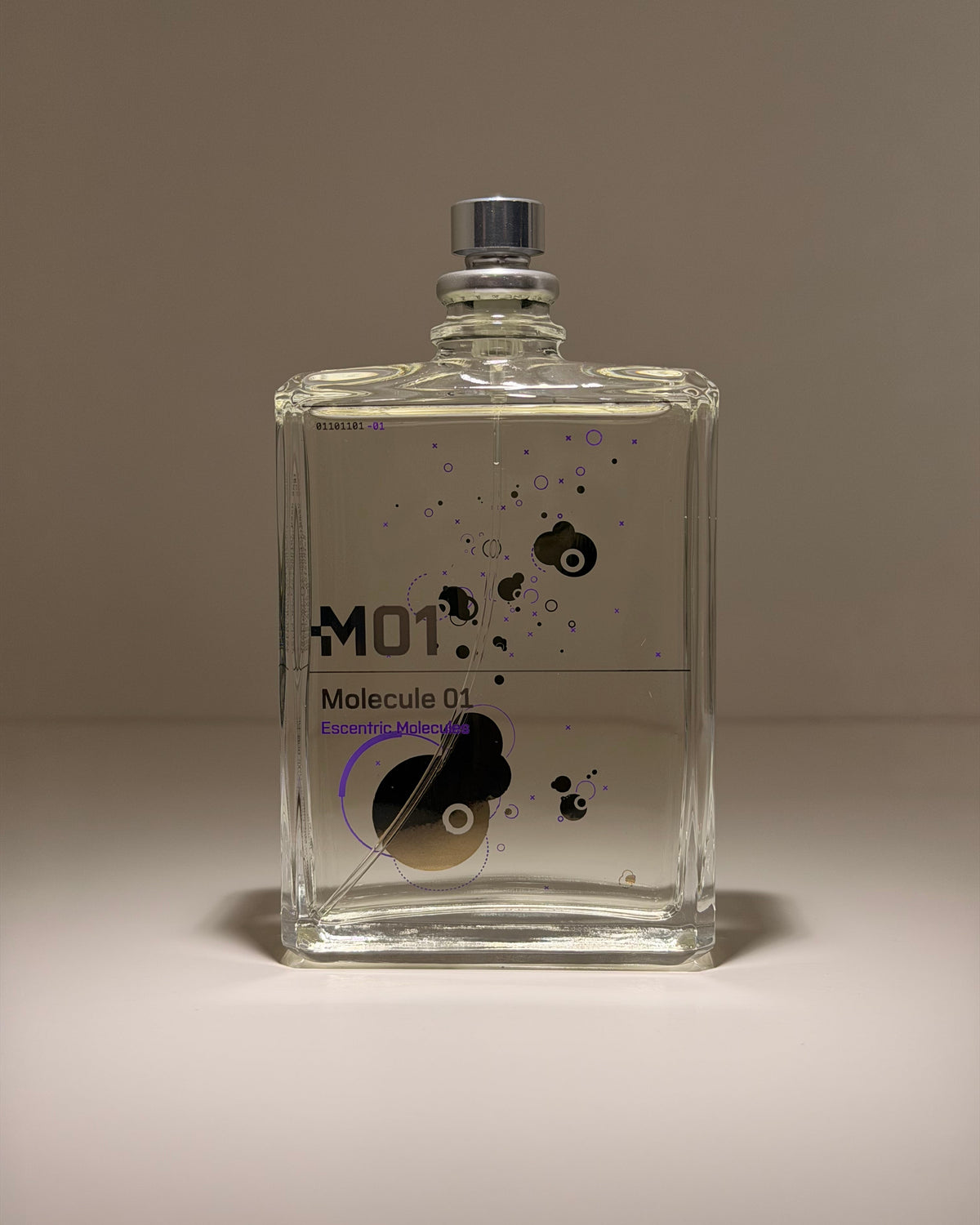 MOLECULE 01